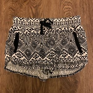 LIRA Tilly’s Shorts